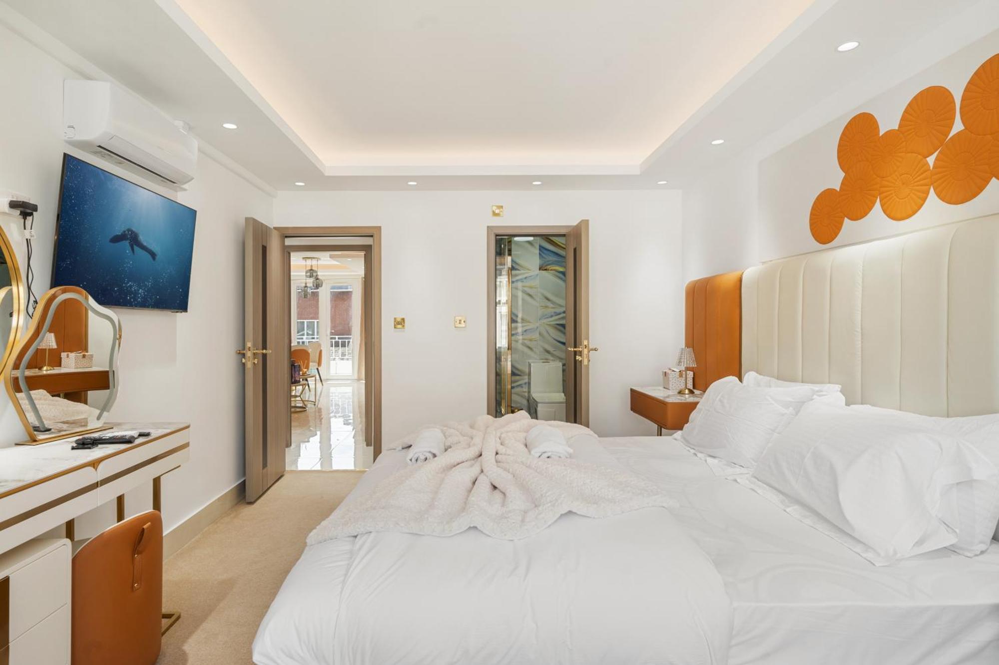 Prime Mayfair Luxury Stunning 2 Bedroom H12 * London